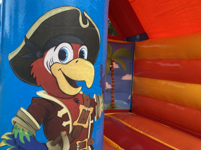 Springkussen huren Piratenschat Papegaai Piraat